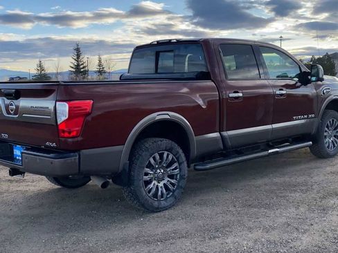 Used 2018 Nissan Titan Platinum Reserve w/ Platinum Utility Package image 8