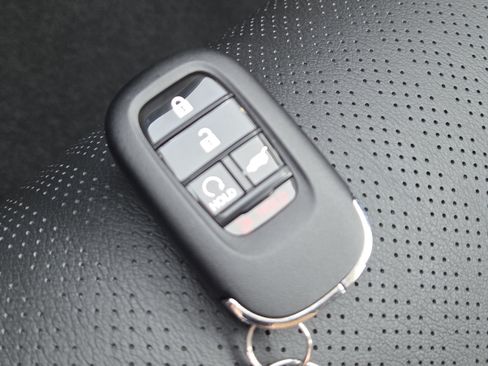 Used 2024 Honda Civic EX-L image 32