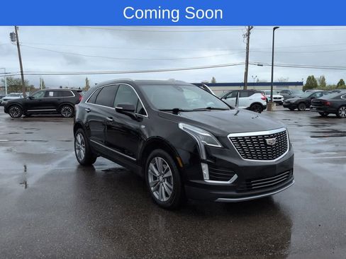 Used 2023 Cadillac XT5 Premium Luxury w/ LPO, Floor Liner Package AWD/4WD image 8