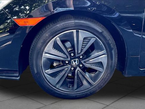 Certified 2018 Honda Civic EX-L image 11