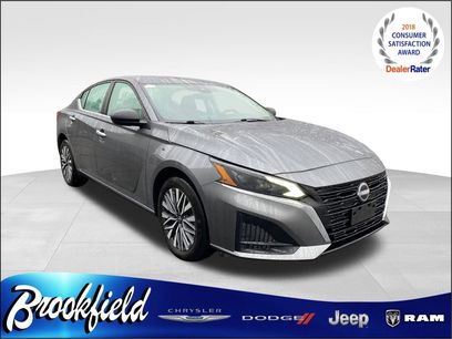 Used 2024 Nissan Altima 2.5 SV