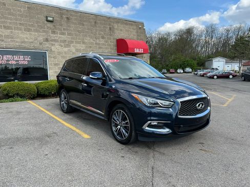 Used 2019 INFINITI QX60 Luxe w/ Sensory Package AWD/4WD image 3