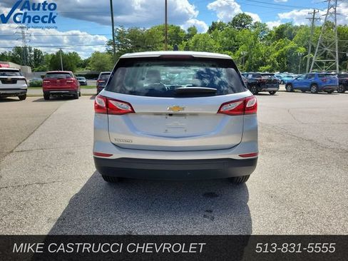 Used 2021 Chevrolet Equinox LS FWD image 4