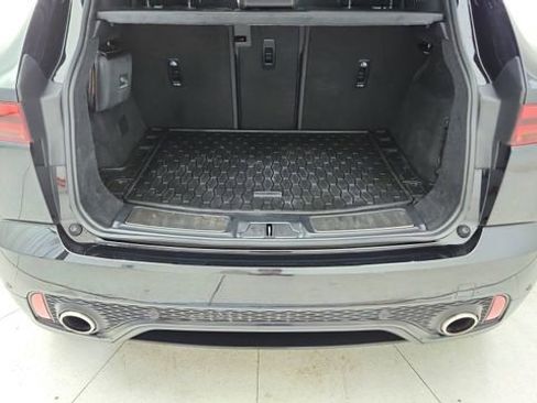 Used 2024 Jaguar E-PACE R-Dynamic SE image 14