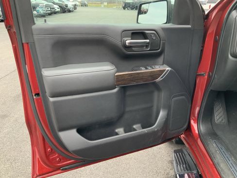 Used 2019 GMC Sierra 1500 SLE w/ SLE Value Package image 22