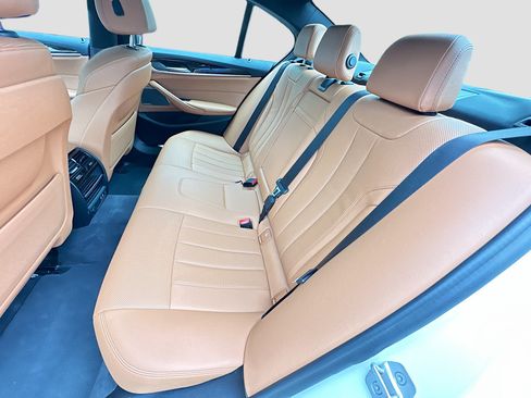 Used 2022 BMW 530i xDrive w/ Premium Package AWD/4WD image 23