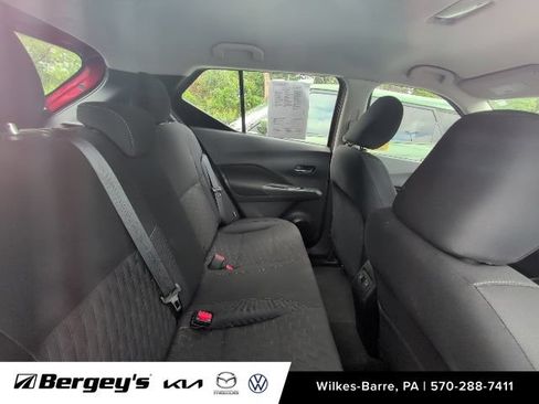 Used 2023 Nissan Kicks SV FWD image 11