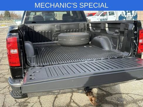 Used 2018 Chevrolet Silverado 1500 LT w/ All Star Edition image 10