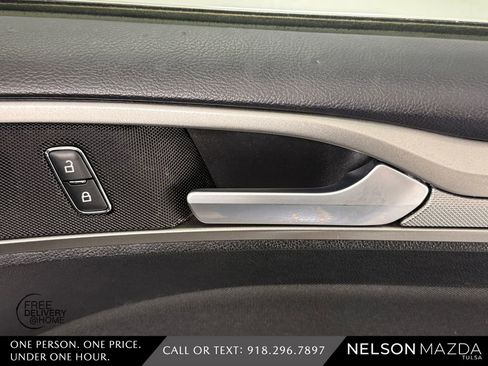 Used 2018 Ford Fusion SE FWD image 45