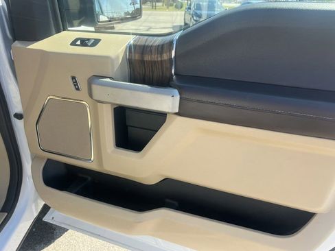 Used 2019 Ford F150 Lariat w/ FX4 Off-Road Package image 24