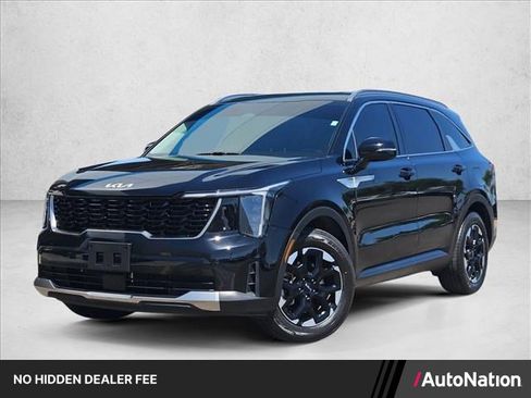 Used 2024 Kia Sorento S FWD image 1