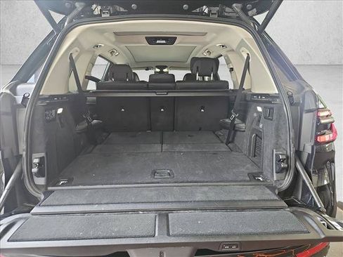 Used 2024 BMW X7 xDrive40i w/ Premium Package AWD/4WD image 6