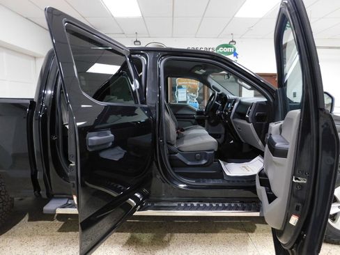 Used 2015 Ford F150 XLT image 86