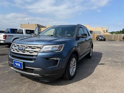 Used 2018 Ford Explorer XLT w/ Equipment Group 202A
