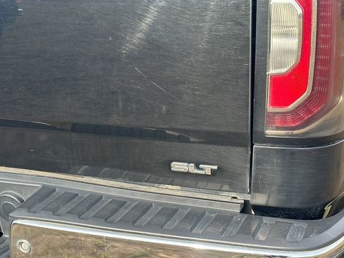 Used 2018 GMC Sierra 1500 SLT AWD/4WD image 5