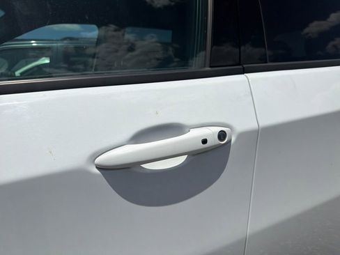 Used 2024 Jeep Compass Limited AWD/4WD image 12