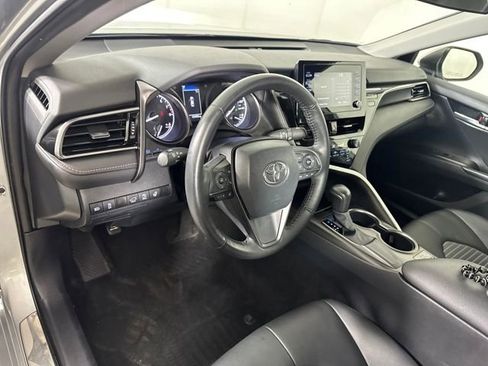 Used 2024 Toyota Camry SE image 13