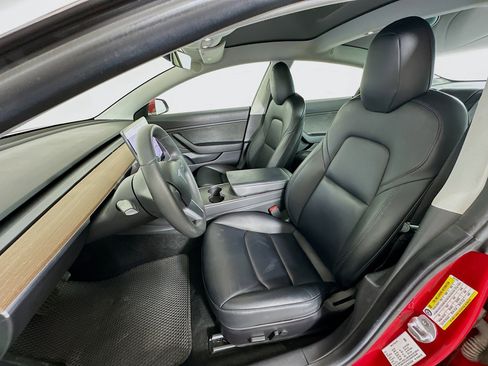 Used 2019 Tesla Model 3 Long Range image 13