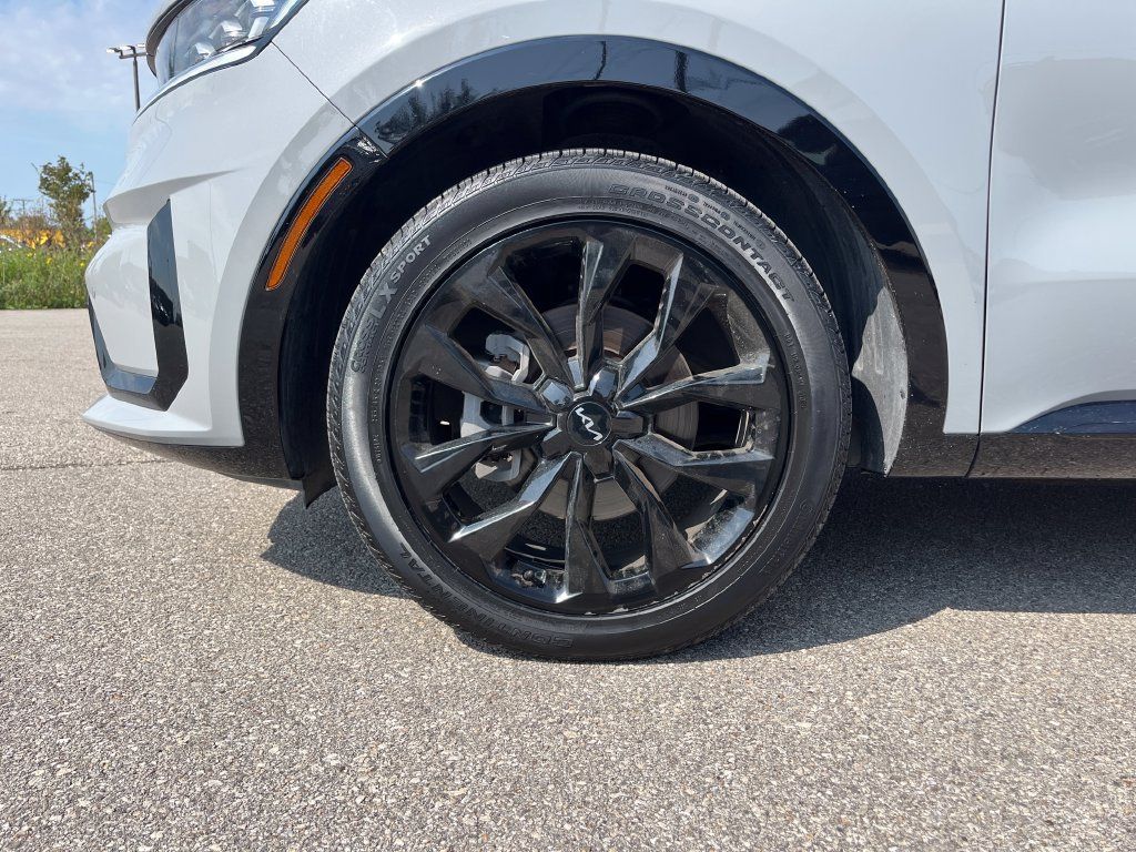Used 2022 Kia Sorento SX FWD image 31