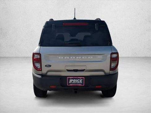 Used 2022 Ford Bronco Sport Badlands image 7
