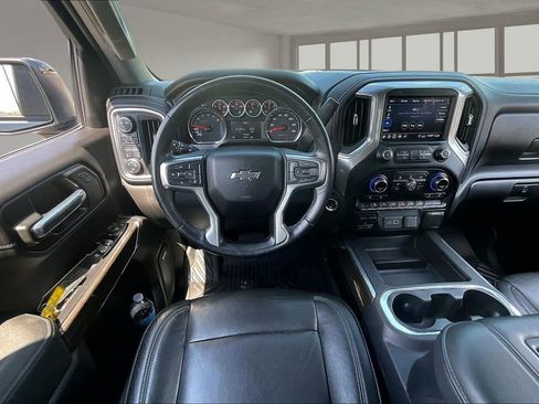 Used 2020 Chevrolet Silverado 1500 RST AWD/4WD image 9