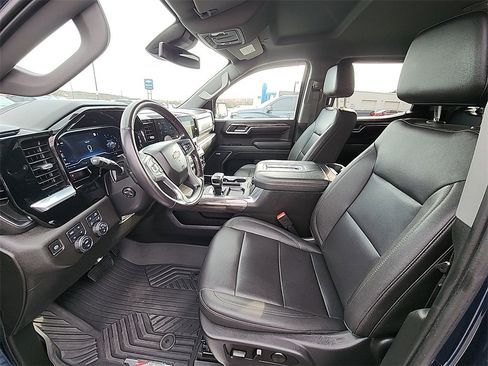 Used 2022 Chevrolet Silverado 1500 LTZ image 17