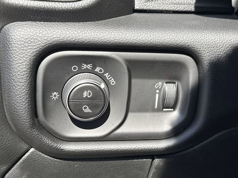 New 2026 RAM 2500 Big Horn AWD/4WD image 38