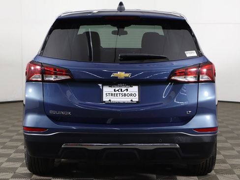 Used 2024 Chevrolet Equinox LT FWD image 12