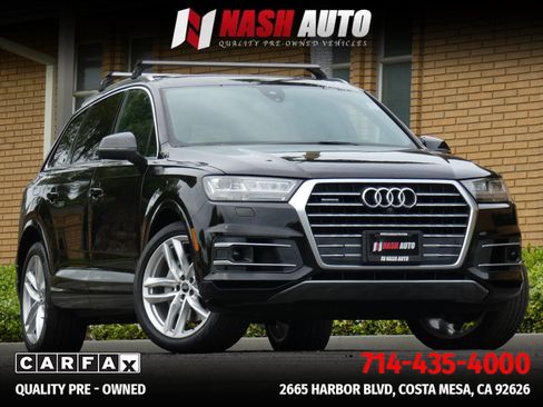 Used 2017 Audi Q7 3.0T Prestige w/ Prestige Package image 1