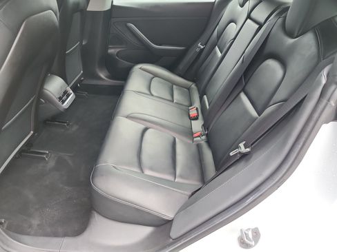 Used 2020 Tesla Model 3 Long Range AWD/4WD image 19