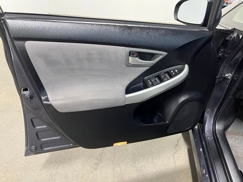 Used 2015 Toyota Prius Three FWD image 25