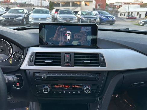 Used 2014 BMW 320i Sedan RWD image 42