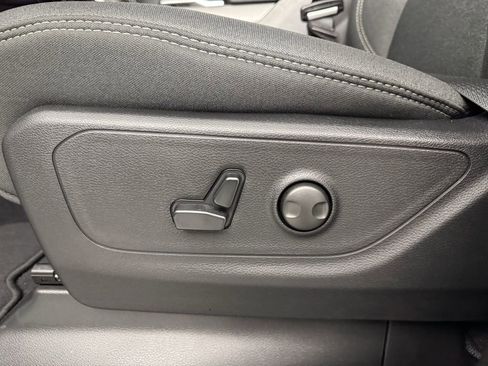 New 2026 RAM 1500 Big Horn AWD/4WD image 7