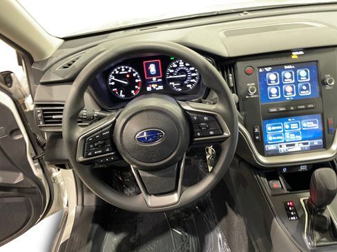 Certified 2025 Subaru Outback image 18