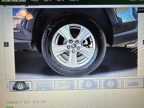 Used 2025 Toyota RAV4 XLE AWD/4WD image 14