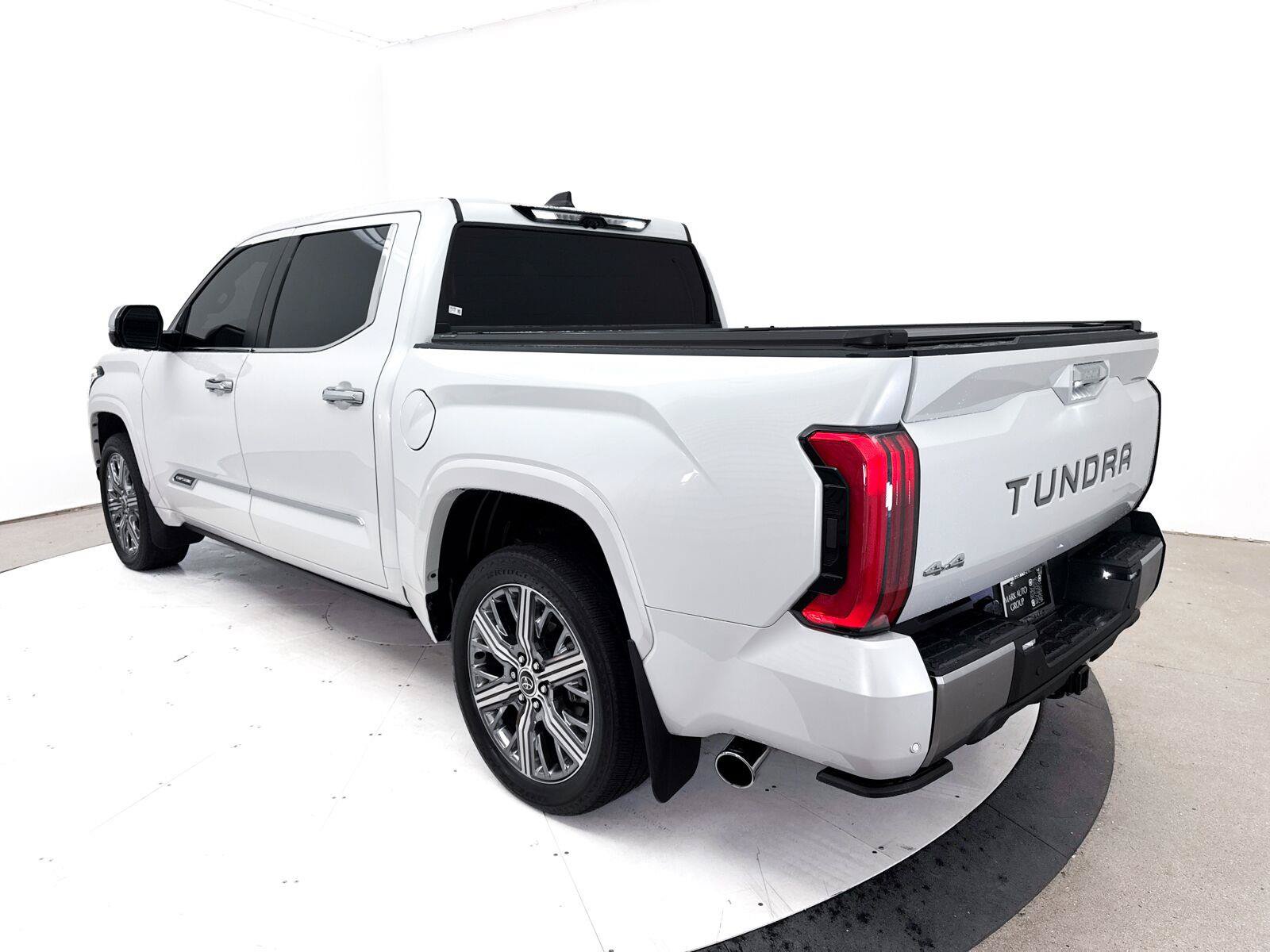 Used 2024 Toyota Tundra Capstone AWD/4WD image 17