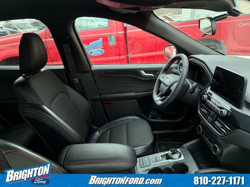 Used 2023 Ford Escape ST-Line Select image 7