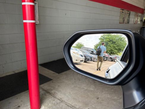 Used 2025 Toyota Camry SE FWD image 19