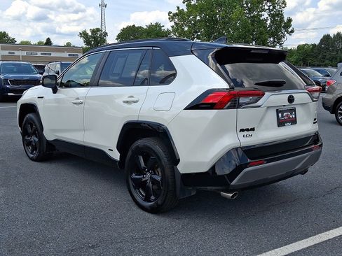 Used 2021 Toyota RAV4 XSE AWD/4WD image 8