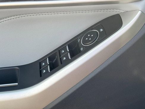 Used 2023 Ford Explorer XLT w/ Equipment Group 202A image 17