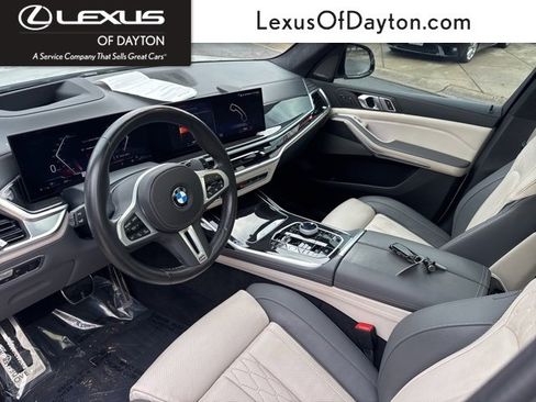 Used 2023 BMW X7 M60i w/ Executive Package image 20