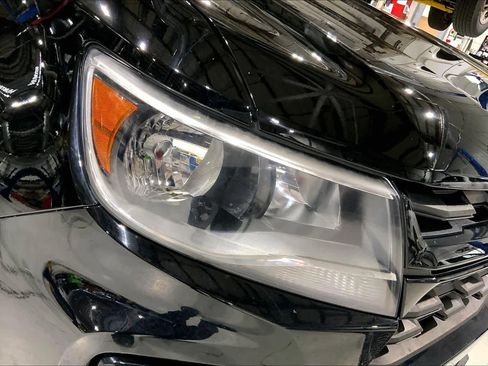 Used 2022 Chevrolet Colorado LT w/ Fleet Safety Package image 27