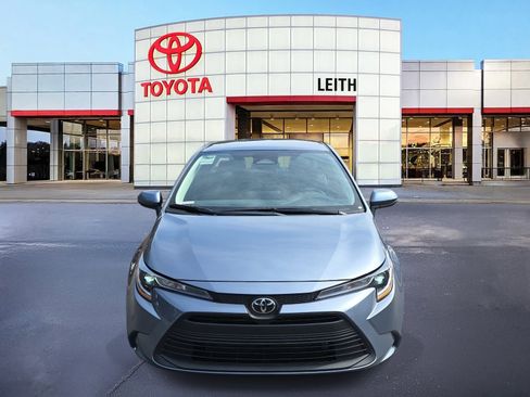 Used 2026 Toyota Corolla LE image 2