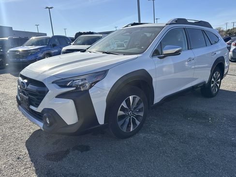 Certified 2025 Subaru Outback Touring XT image 7