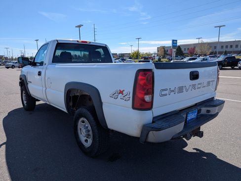 Used 2004 Chevrolet Silverado 2500 W/T AWD/4WD image 19