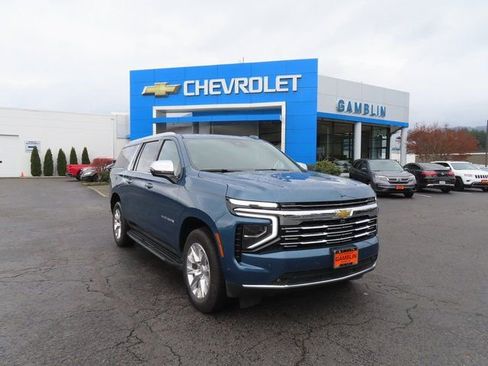 Certified 2025 Chevrolet Suburban Premier image 42