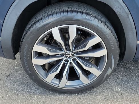 Used 2021 Volkswagen Atlas Cross Sport SEL Premium R-Line AWD/4WD image 7