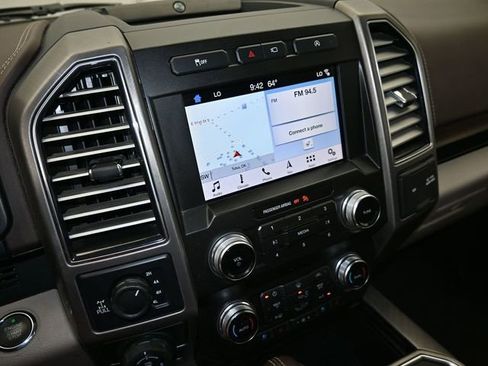 Used 2019 Ford F150 Limited w/ Trailer Tow Package image 32