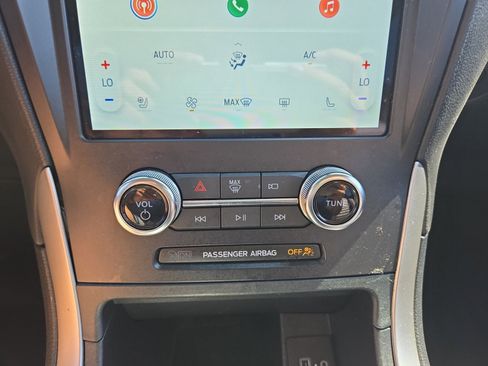 Certified 2024 Ford Edge SEL w/ Convenience Package image 20