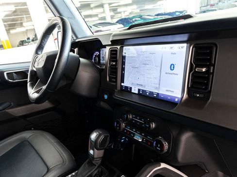 Used 2022 Ford Bronco Outer Banks w/ Sasquatch Package image 42